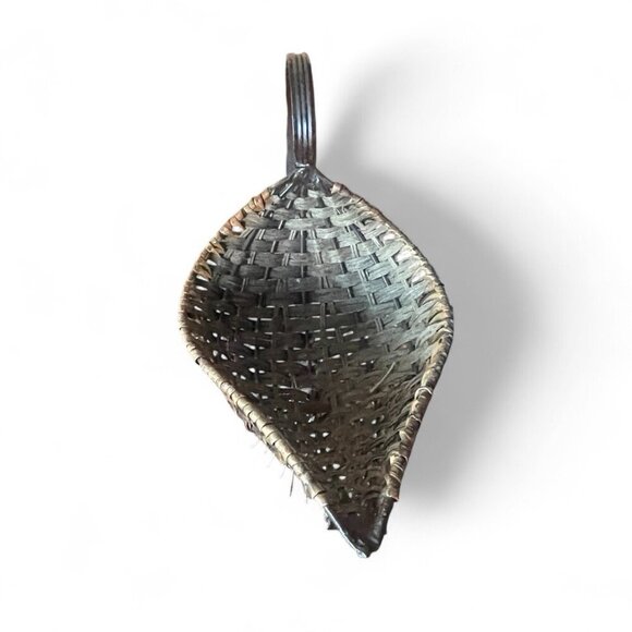 Vtg Woven Rattan Wrought Iron Fruit Basket Pedestal Stand Centerpiece MCM Boho - Picture 4 of 8